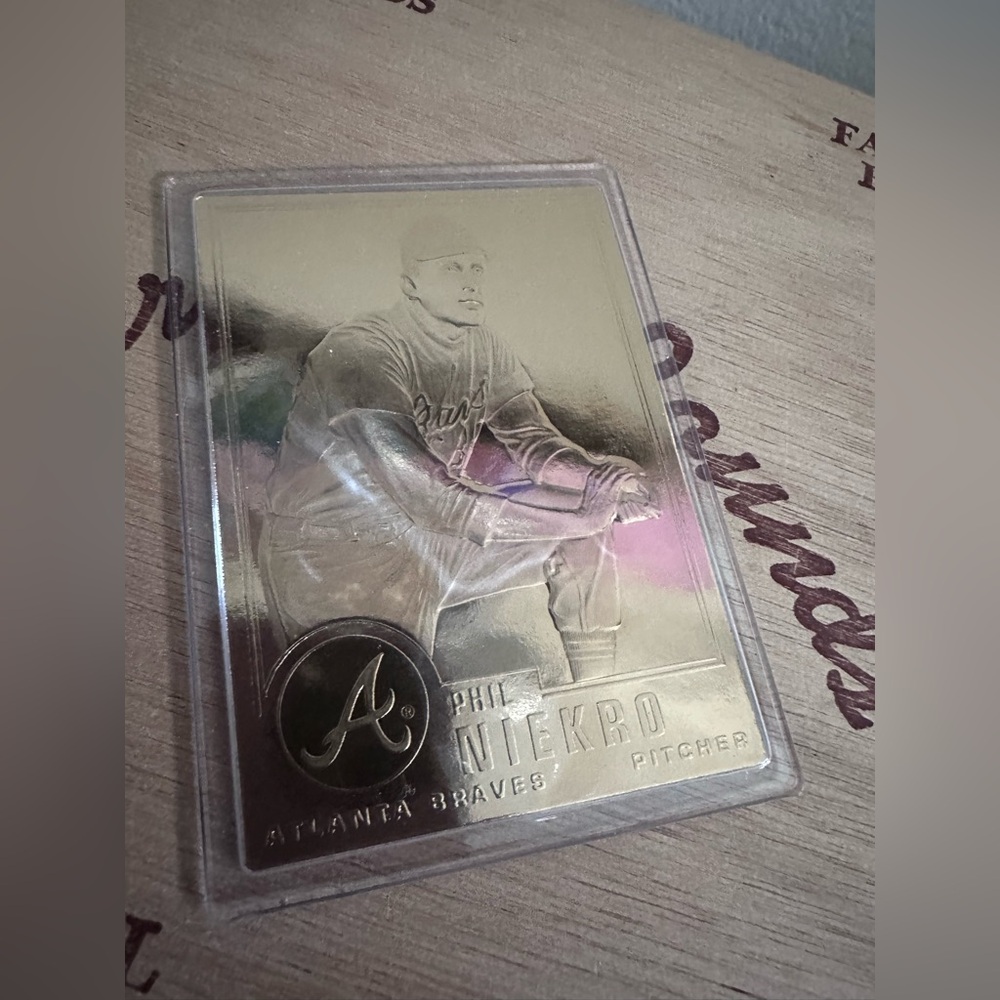 Phil Niekro 1996 Danbury Mint 22KT Braves